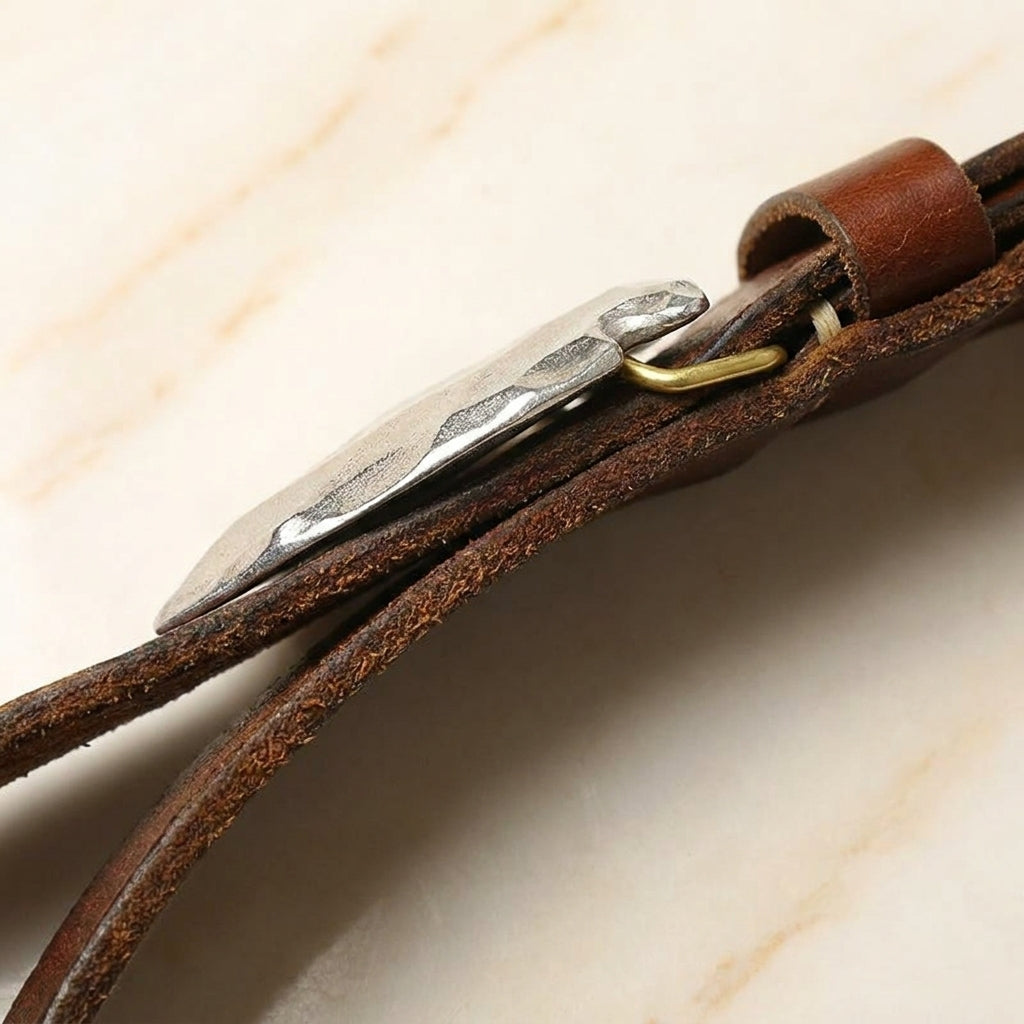 Forgio – Hammered Arrowhead Buckle Leather Belt